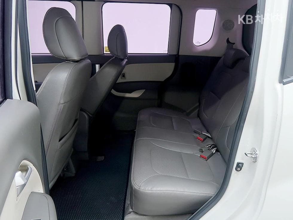 Kia Ray (van)1.0 Gasoline Luxury - 12