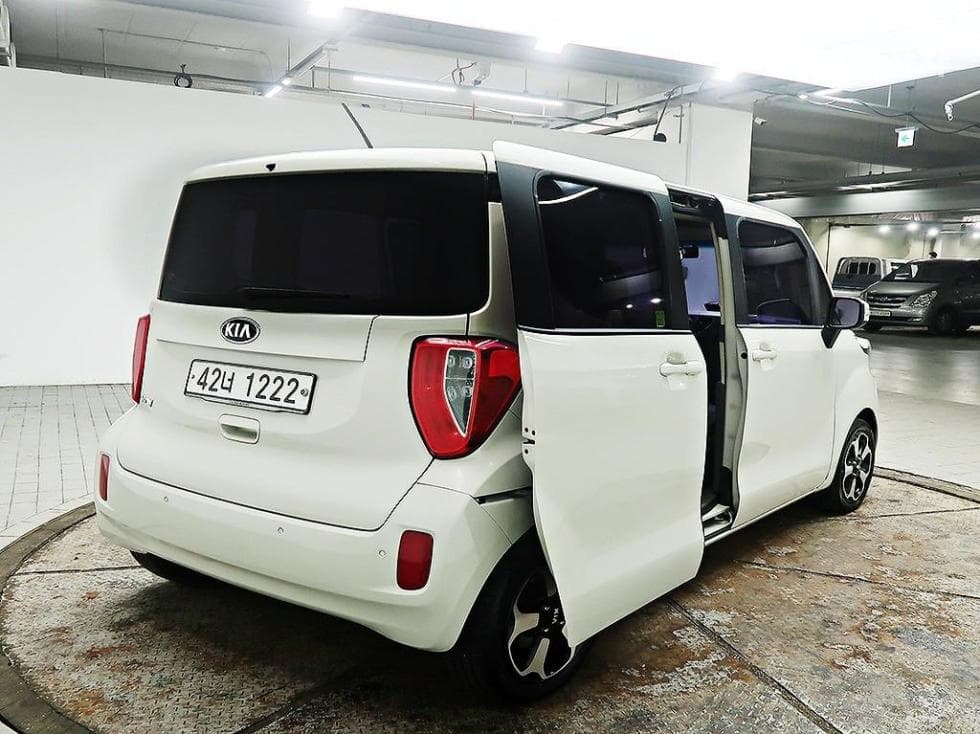 Kia Ray (van)1.0 Gasoline Luxury - 19
