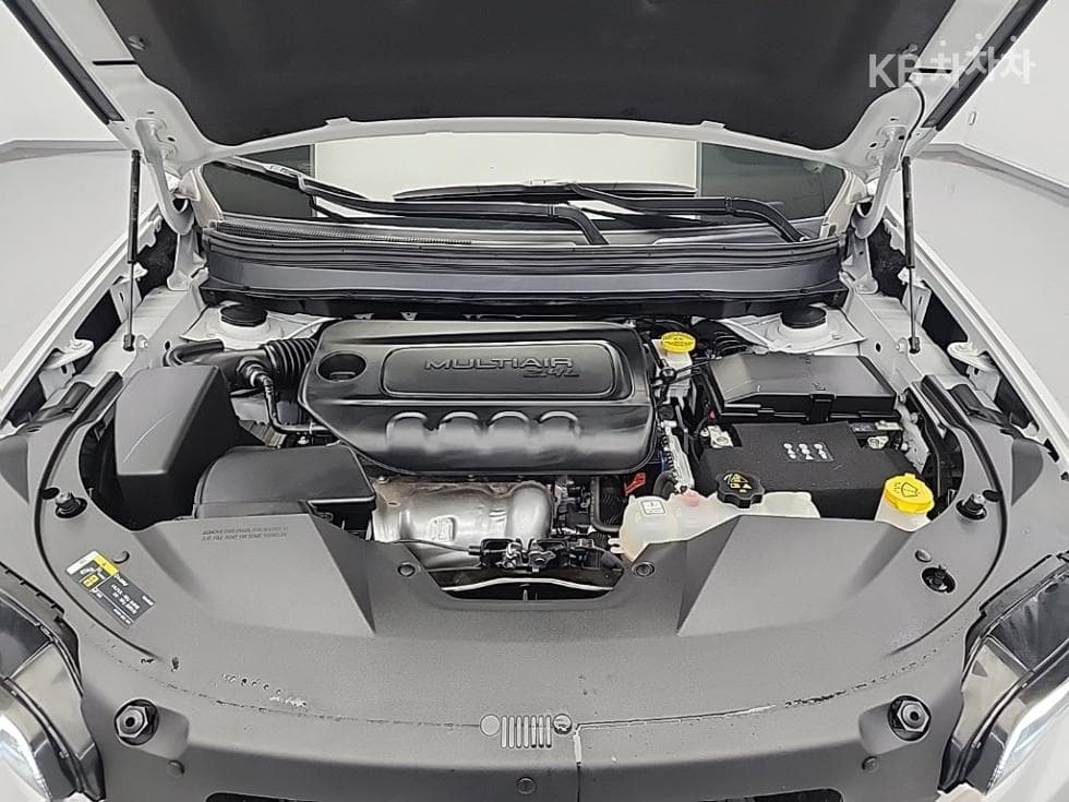 지프 체로키(KL)2.4 Бензин FWD Limited - 5