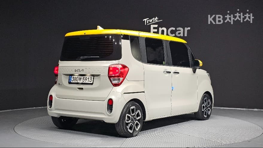 Kia The New (facelift) Ray (van)1.0 Gasoline Signature - 2