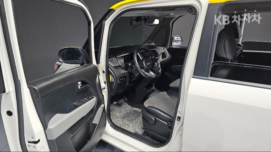 Kia The New (facelift) Ray (van)1.0 Gasoline Signature - 10