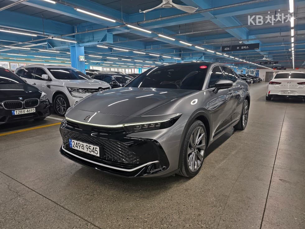 Toyota 크라운(S230) 2.5L HEV Standard - Image 1