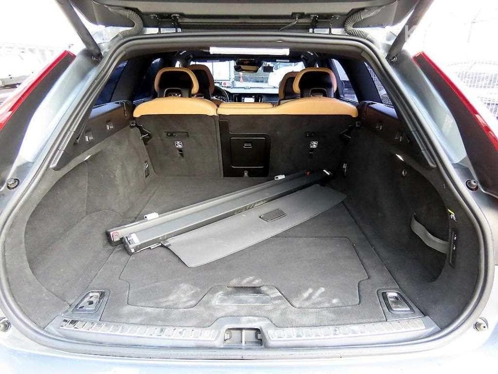 Volvo V90 CCD5 Pro AWD - 17