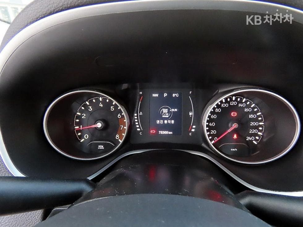 지프 올Нов 컴패스2.4 AWD 론지튜드 - 9