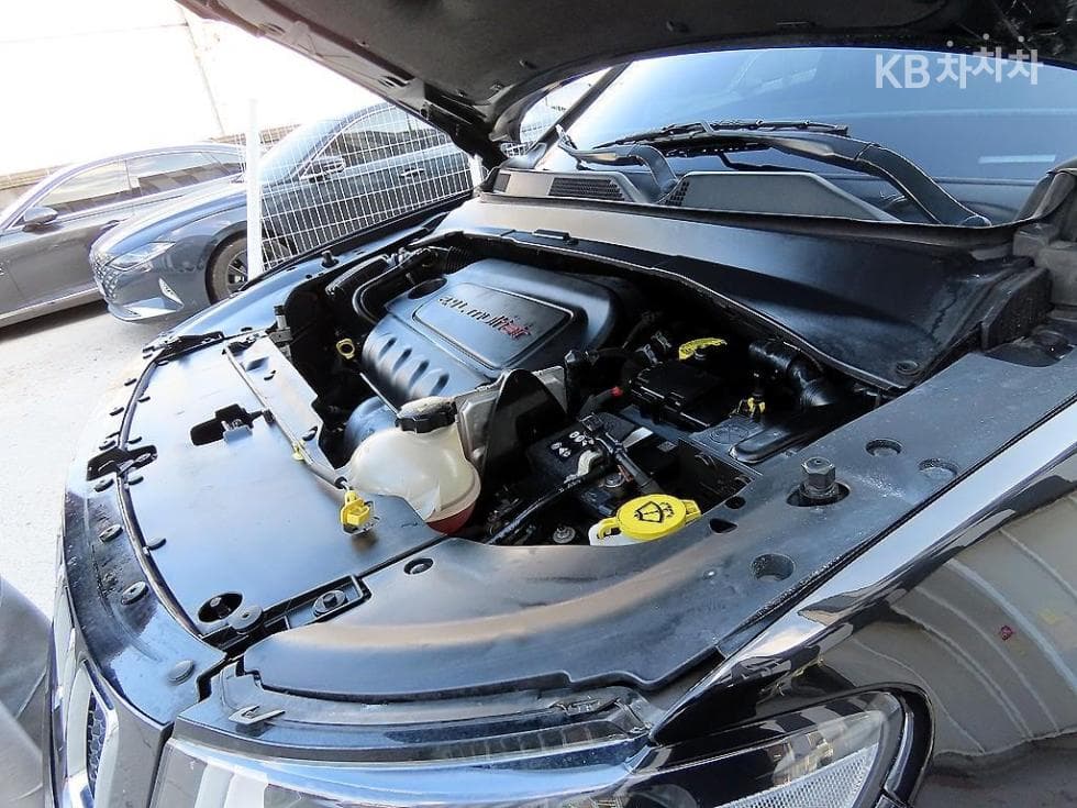 지프 올Нов 컴패스2.4 AWD 론지튜드 - 19