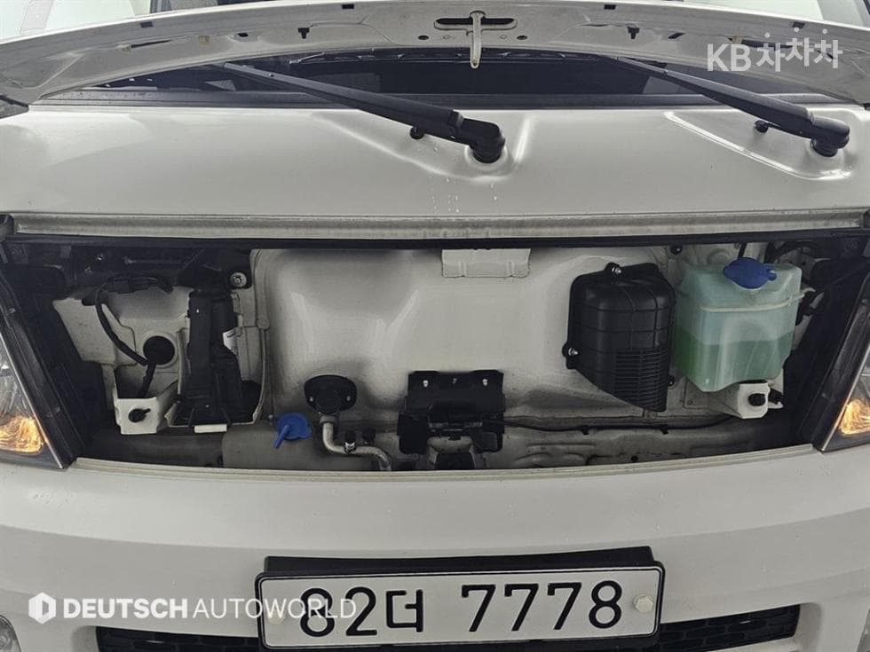 Киа Бонго 3 (лек)1 тон 파워게이트 Удължено междуосие 1단 Королевска кабина Лукс - 12