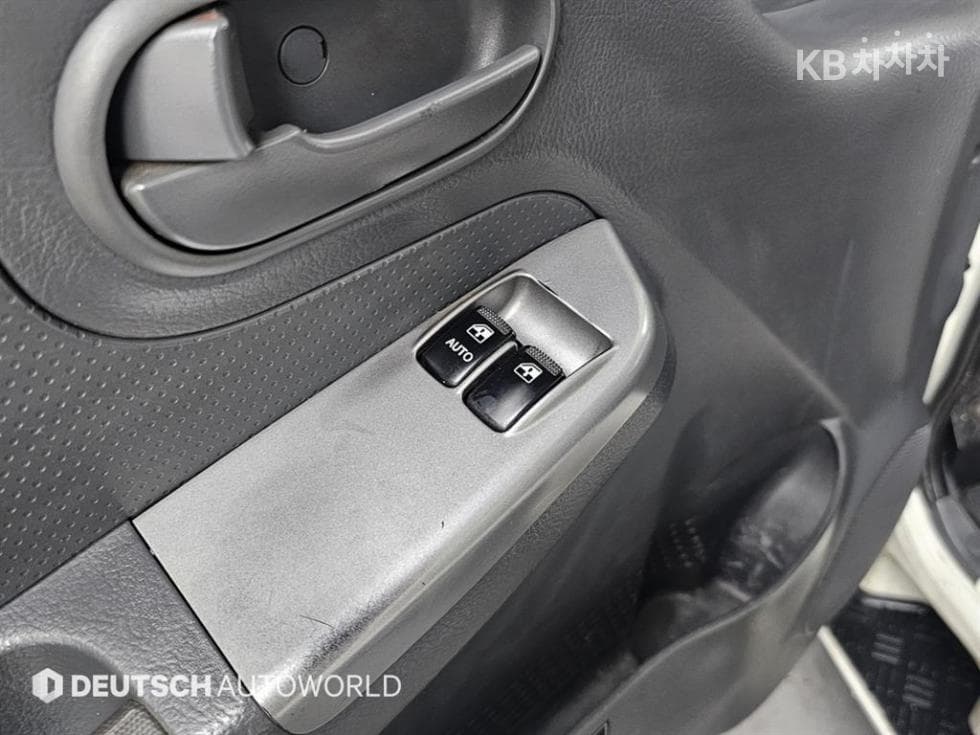 Киа Бонго 3 (лек)1 тон 파워게이트 Удължено междуосие 1단 Королевска кабина Лукс - 18