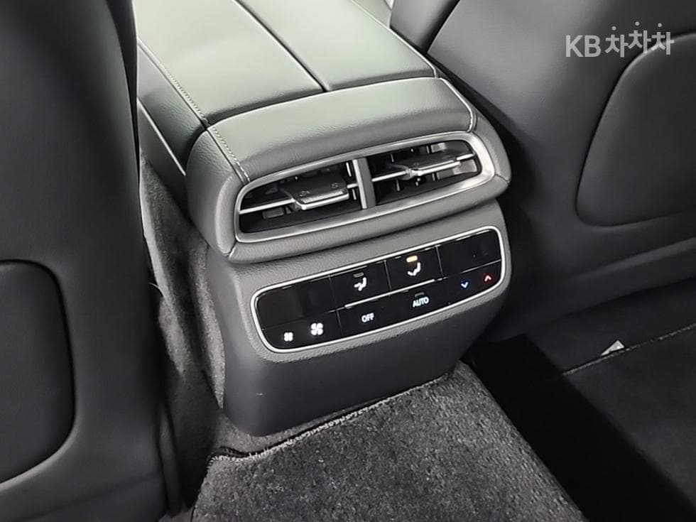 Дженезис G80(RG3)2.5 Турбо Бензин Директ Инжекция 2WD - 14