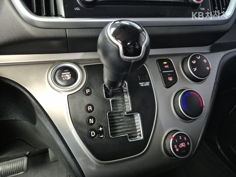 Киа The New (фейслифт) Рей (ван)1.0 Бензин Престиж - 8