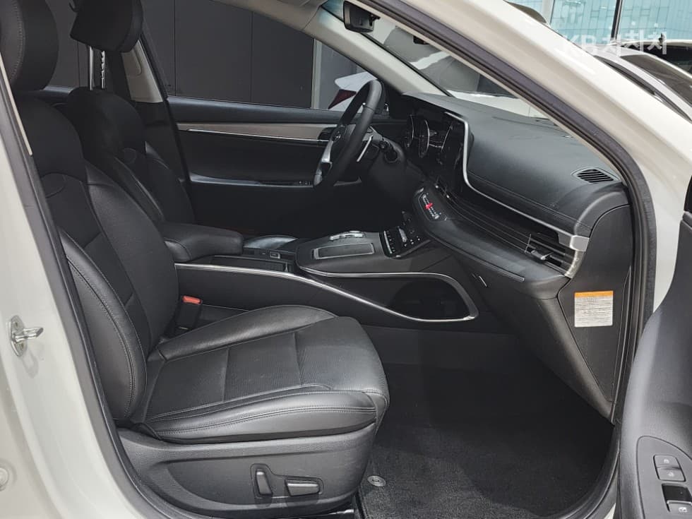 Хюндай The New (фейслифт) Grandeur (Azera) Хибрид2.4 Premium - 21