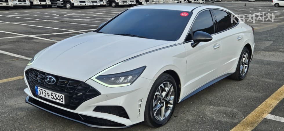 Hyundai Sonata (DN8) 2.0 Modern - Image 1