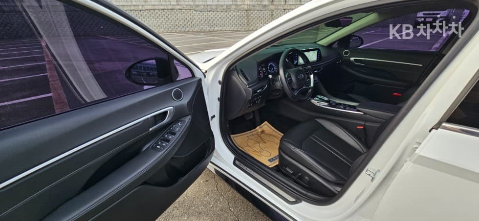 Hyundai Sonata (DN8)2.0 Modern - 8