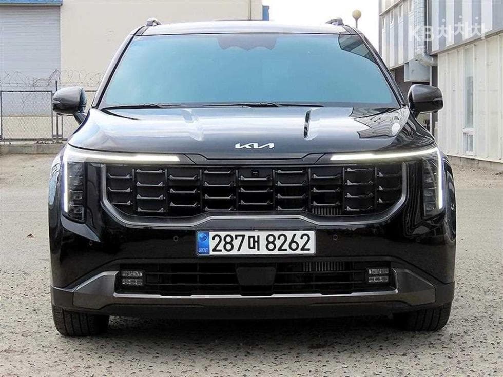 Киа The New (фейслифт) Канивал 4-то поколениеD2.2 9-местен Gravity