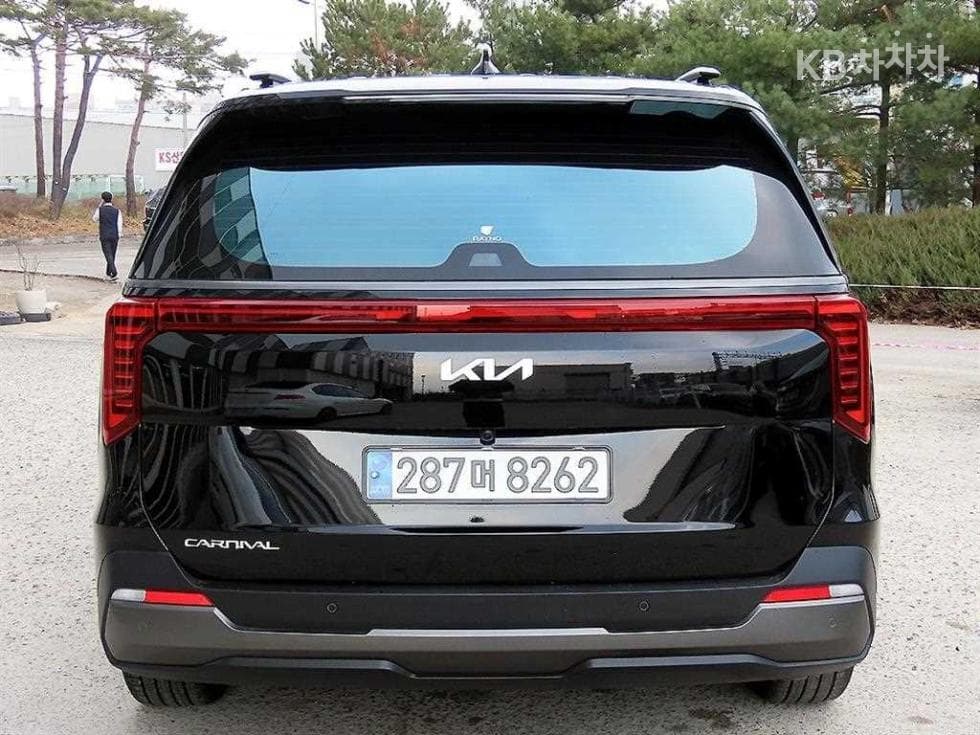 Киа The New (фейслифт) Канивал 4-то поколениеD2.2 9-местен Gravity - 4