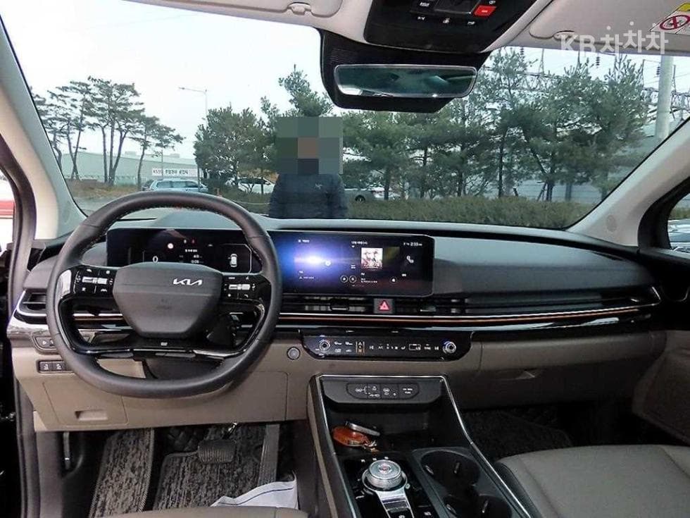 Киа The New (фейслифт) Канивал 4-то поколениеD2.2 9-местен Gravity - 8