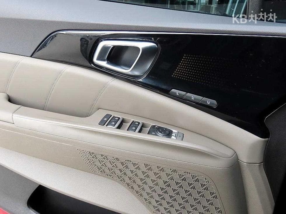 Киа The New (фейслифт) Канивал 4-то поколениеD2.2 9-местен Gravity - 13