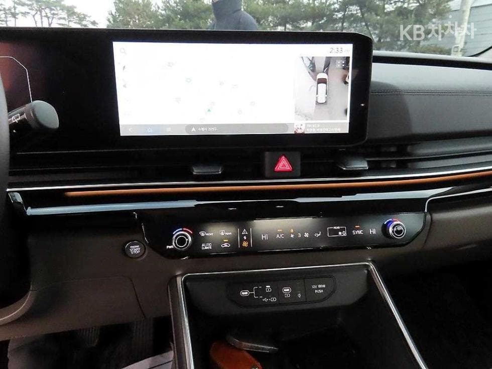 Киа The New (фейслифт) Канивал 4-то поколениеD2.2 9-местен Gravity - 14