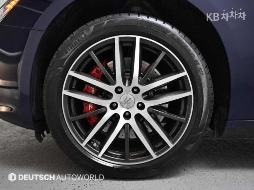 마세라티 기블리3.0 S Q4 3-토 поколение - 5