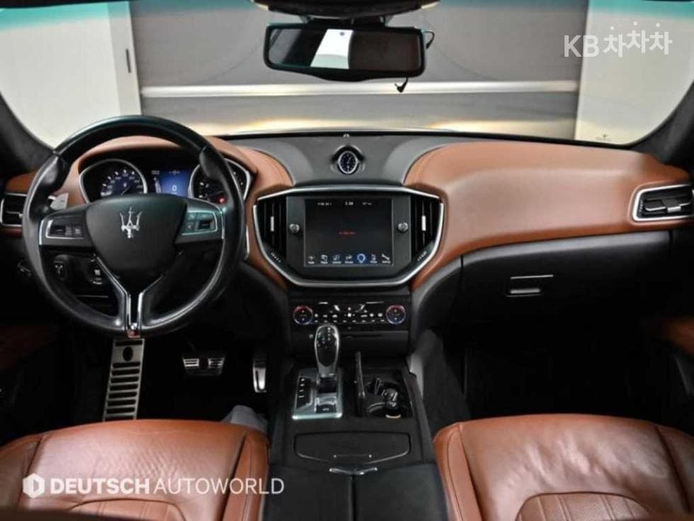 마세라티 기블리3.0 S Q4 3-토 поколение - 7