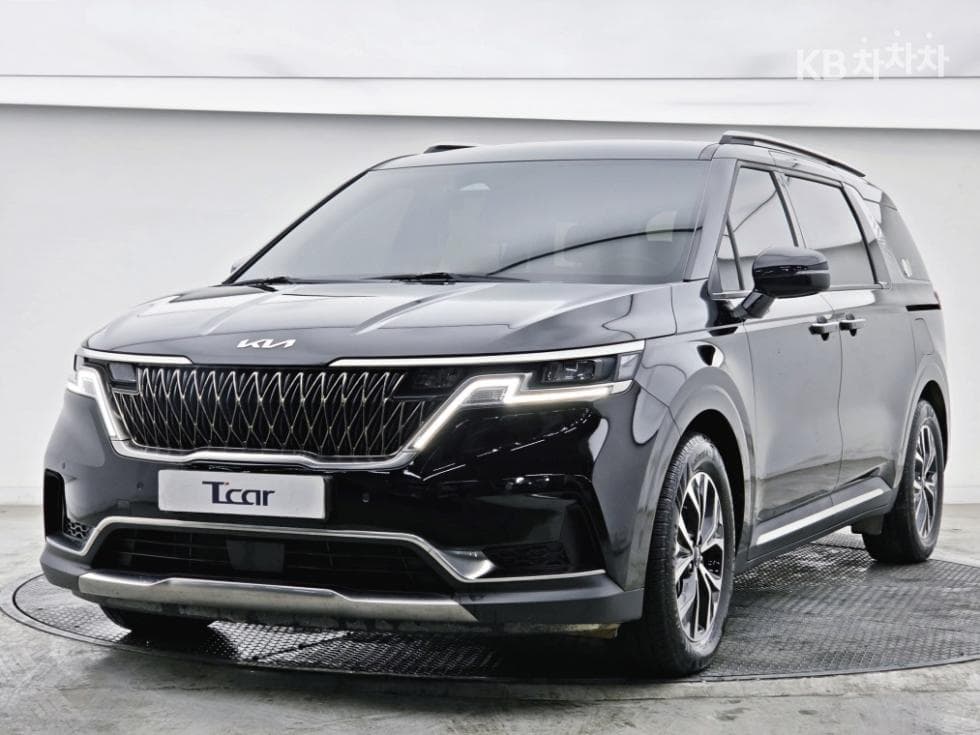 Kia Carnival 4th generation G3.5 GDI 9-seater Signature - Image 1