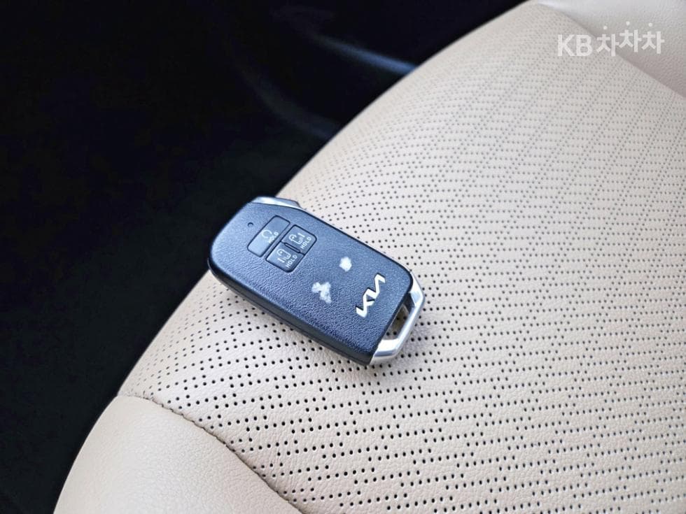 Kia Carnival 4th generationG3.5 GDI 9-seater Signature - 23