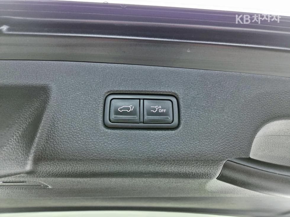 Kia Carnival 4th generationG3.5 GDI 9-seater Signature - 24