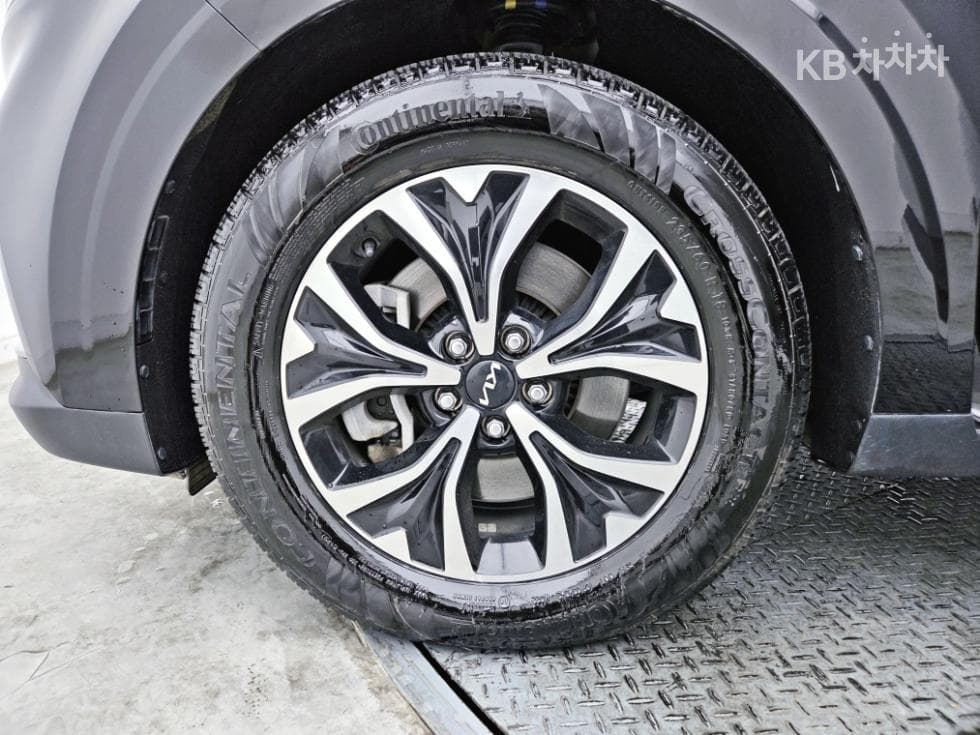 Kia Carnival 4th generationG3.5 GDI 9-seater Signature - 25