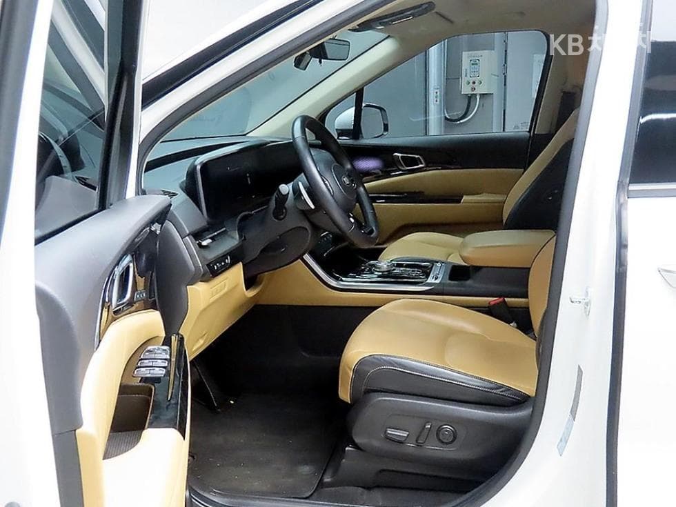 Киа Канивал 4-то поколениеG3.5 GDI 9-местен Signature - 5