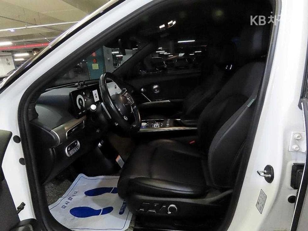 Genesis GV60Standard AWD Standard - 6