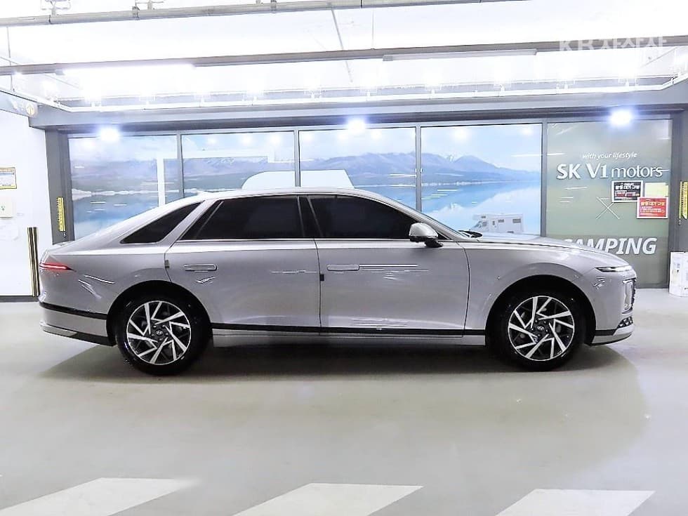 Hyundai The All New Grandeur (Azera) Hybrid1.6 Turbo Gasoline Exclusive - 3