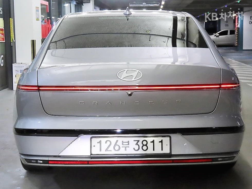Hyundai The All New Grandeur (Azera) Hybrid1.6 Turbo Gasoline Exclusive - 5