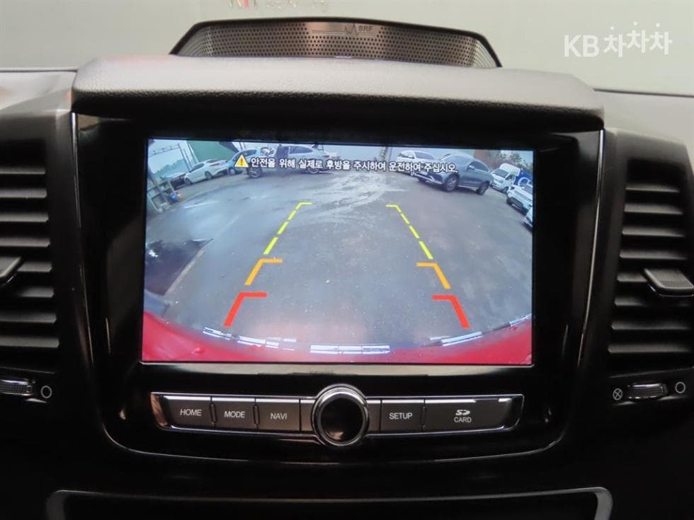 КейДжи Мобилити Rexton Sports Khan2.2 Дизел Динамик5링크 4x4 Динамик 에디션 - 18