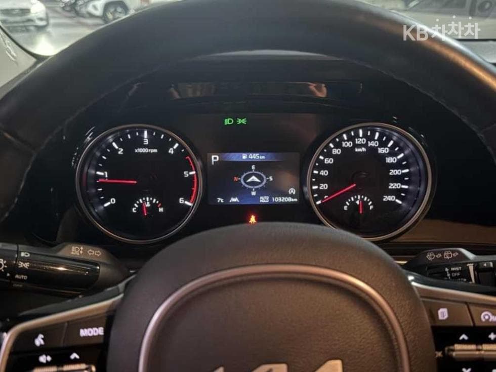 Киа Канивал 4-то поколениеD2.2 9-местен Престиж - 16