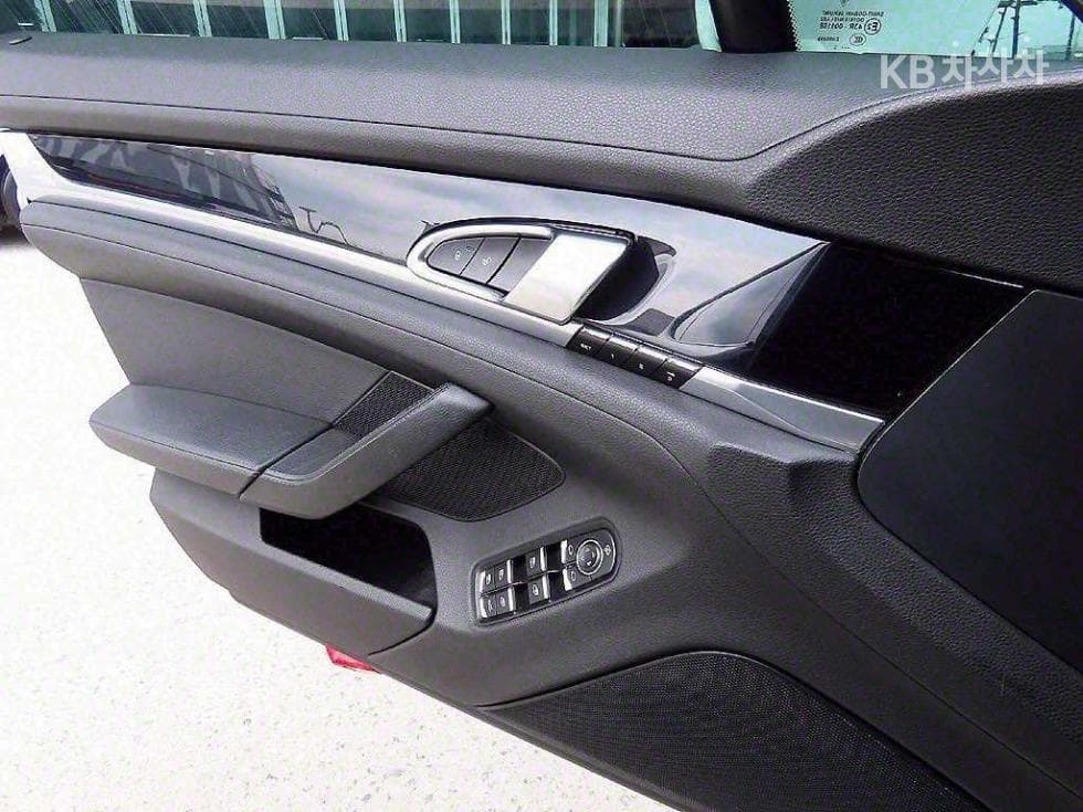 Porsche 파나메라3.6 AWD 970 - 11