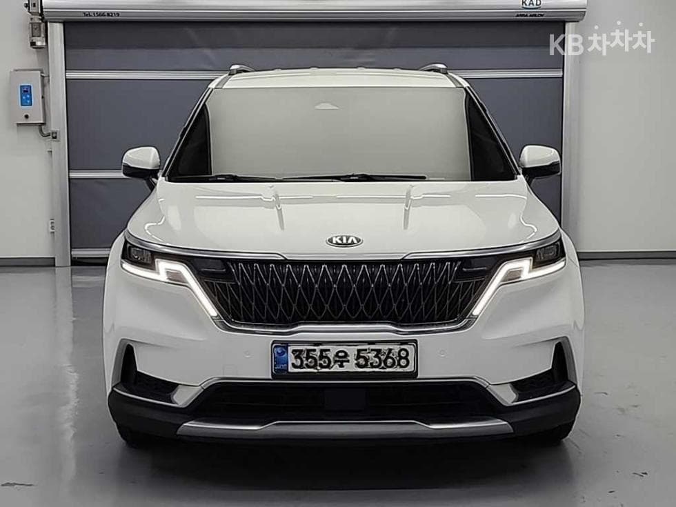 Kia Carnival 4th generationD2.2 9-seater Noblesse