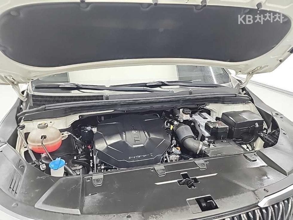 Kia Carnival 4th generationD2.2 9-seater Noblesse - 5