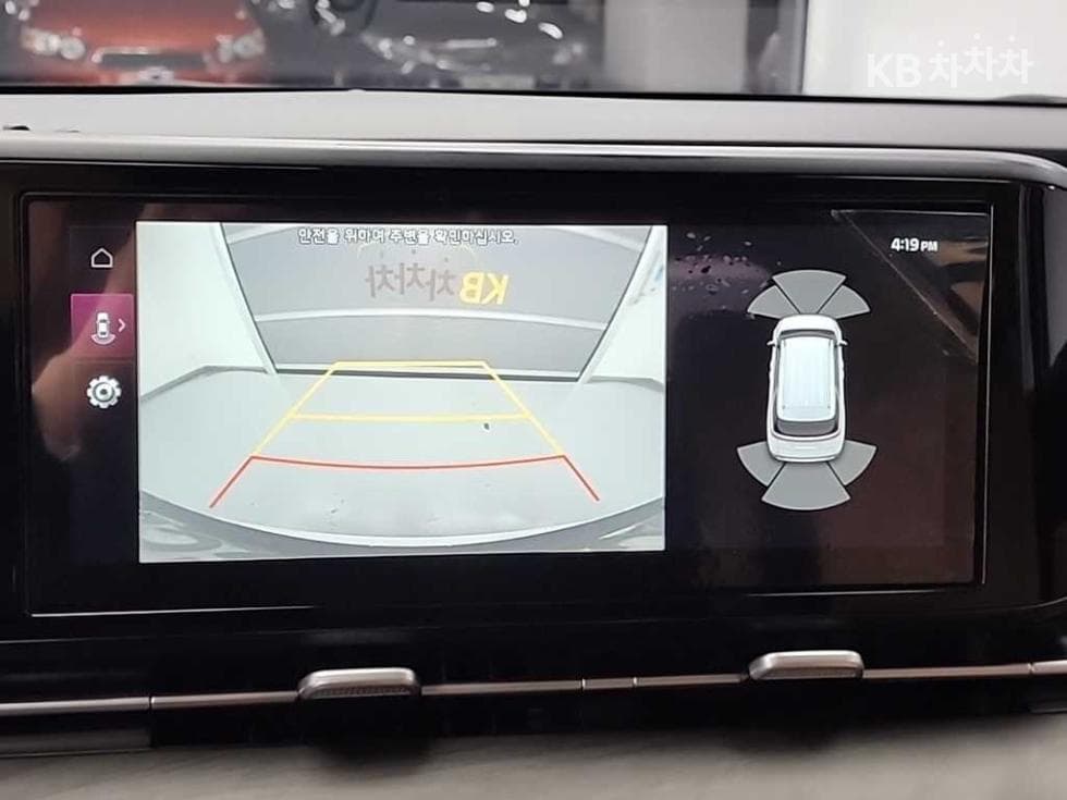 Kia Carnival 4th generationD2.2 9-seater Noblesse - 16