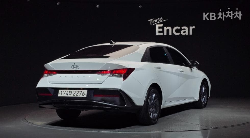 Hyundai The New (facelift) Avante (Elantra) (CN7)1.6 Gasoline Modern - 2