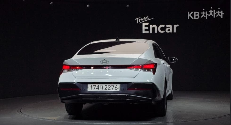 Hyundai The New (facelift) Avante (Elantra) (CN7)1.6 Gasoline Modern - 4