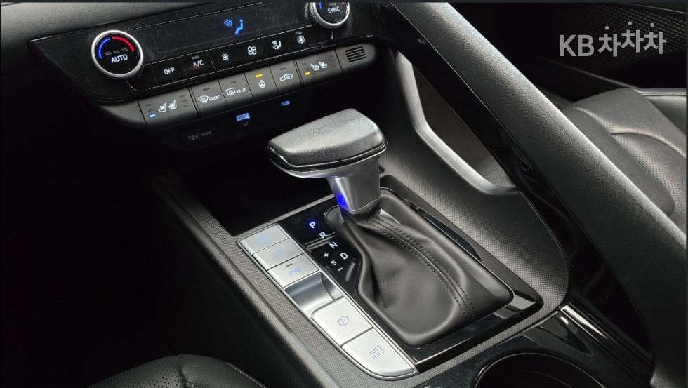 Hyundai The New (facelift) Avante (Elantra) (CN7)1.6 Gasoline Modern - 9