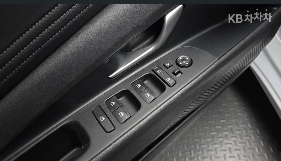 Hyundai The New (facelift) Avante (Elantra) (CN7)1.6 Gasoline Modern - 18