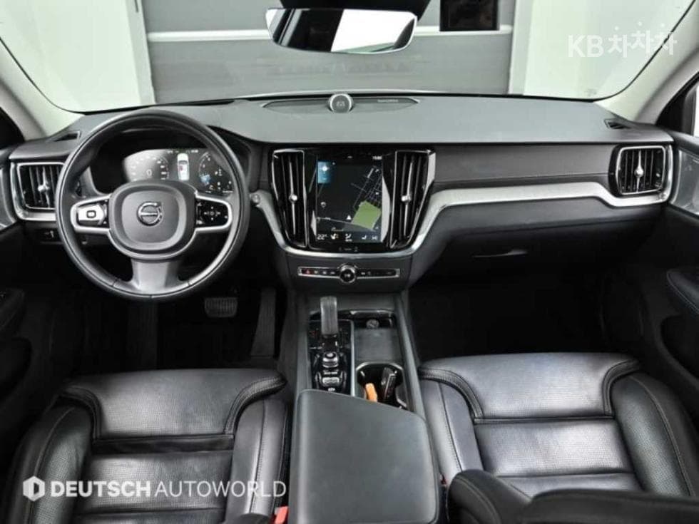 Volvo V60 CC(Второ поколение)B5 AWD Pro - 7