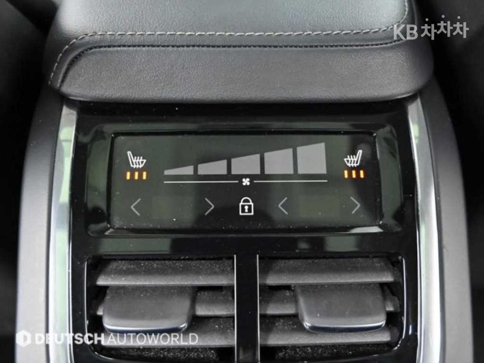 Volvo V60 CC(Второ поколение)B5 AWD Pro - 16