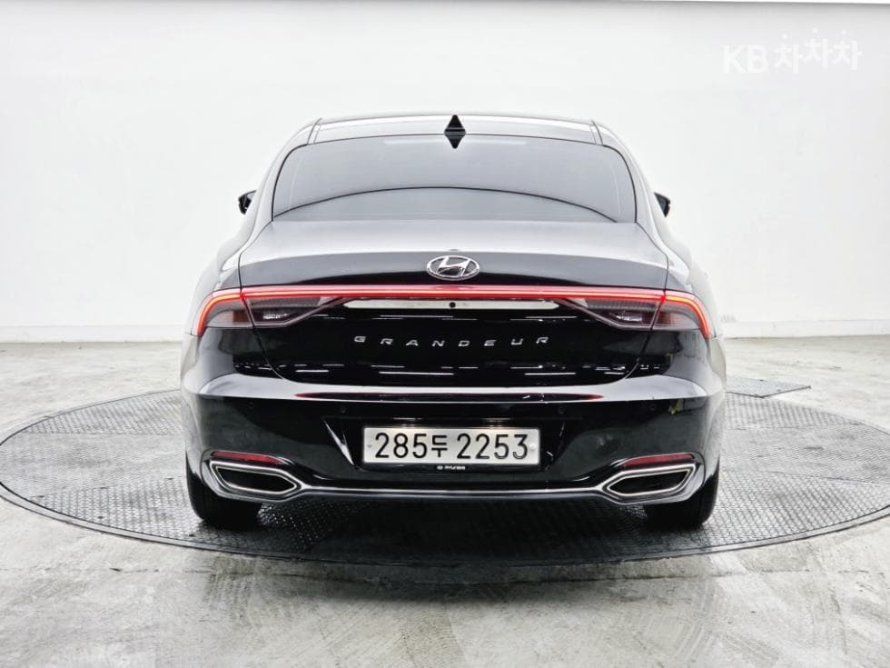Хюндай The New (фейслифт) Grandeur (Azera)2.5 Premium 초이스 - 2