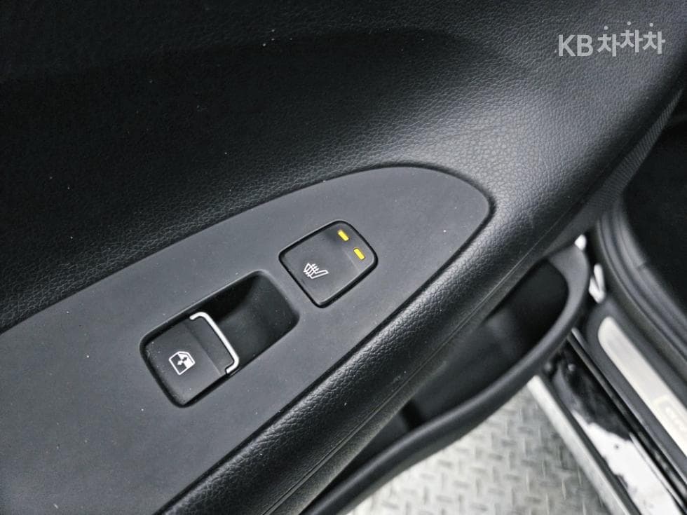 Хюндай The New (фейслифт) Grandeur (Azera)2.5 Premium 초이스 - 15