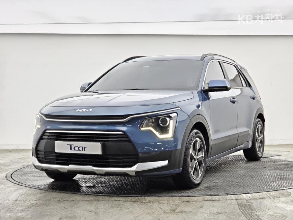 Киа Ди Всеново Ниро 1.6 HEV Престиж - Image 1