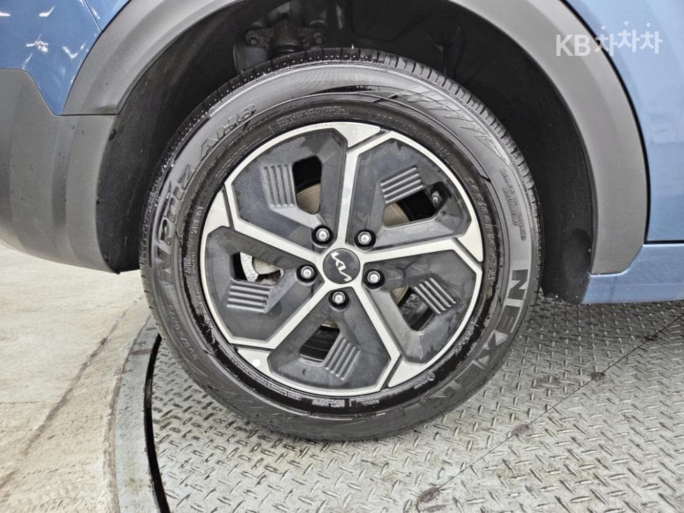 Киа Ди Всеново Ниро1.6 HEV Престиж - 23