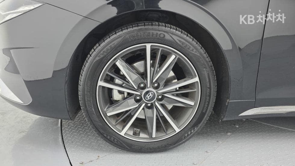 Хюндай The New (фейслифт) Grandeur (Azera)2.5 Exclusive - 6