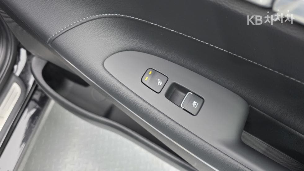 Хюндай The New (фейслифт) Grandeur (Azera)2.5 Exclusive - 9