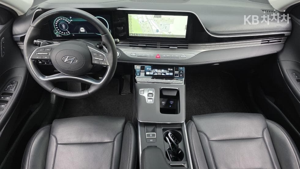Хюндай The New (фейслифт) Grandeur (Azera)2.5 Exclusive - 10